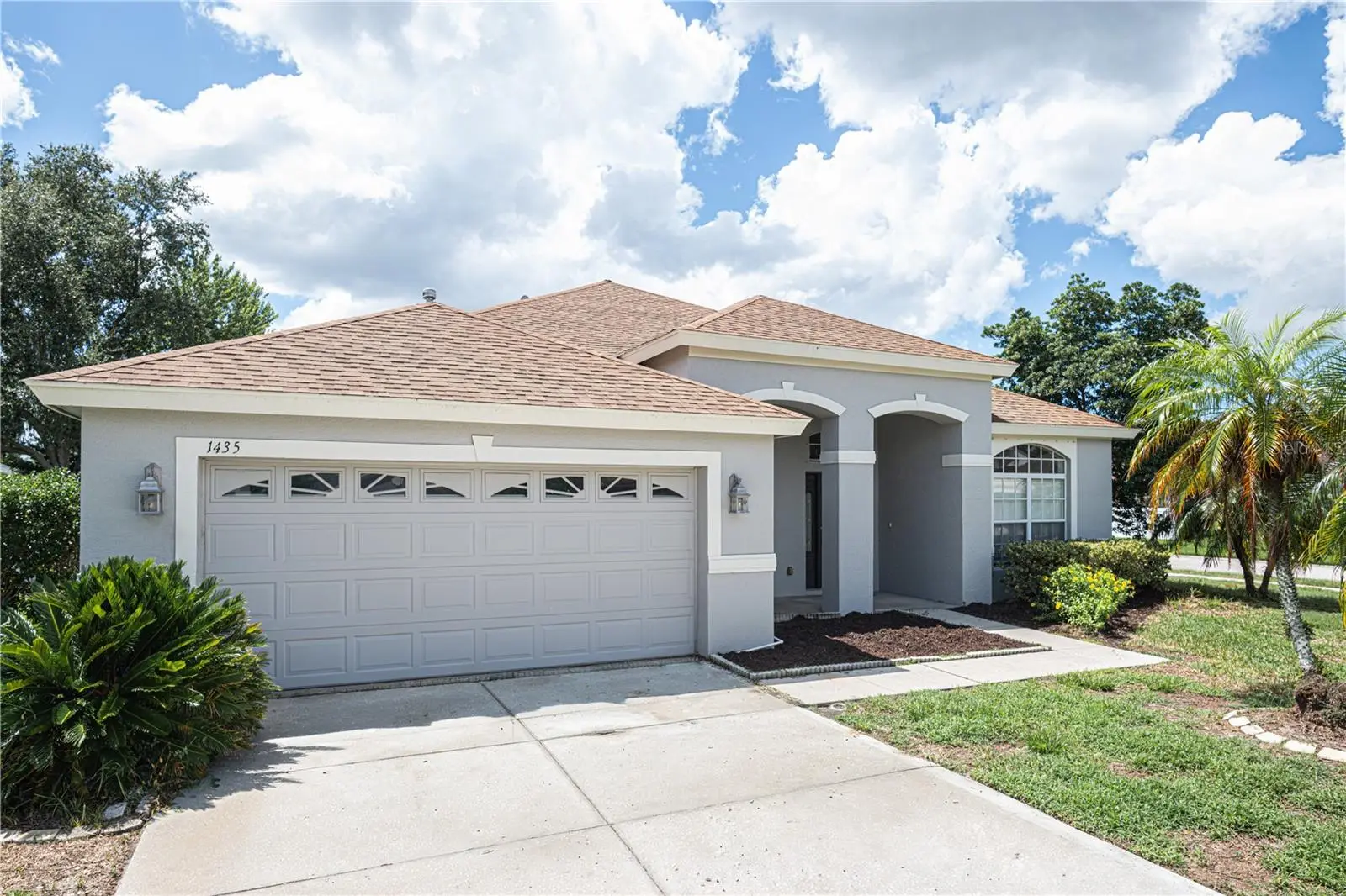 1435 Tawnyberry Court, FL
