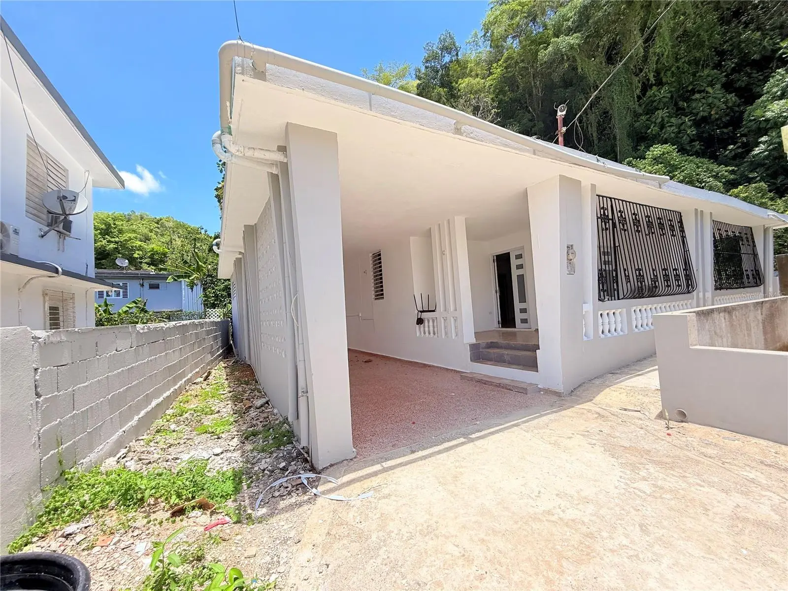 77 TulipáN PáMpanos, PR