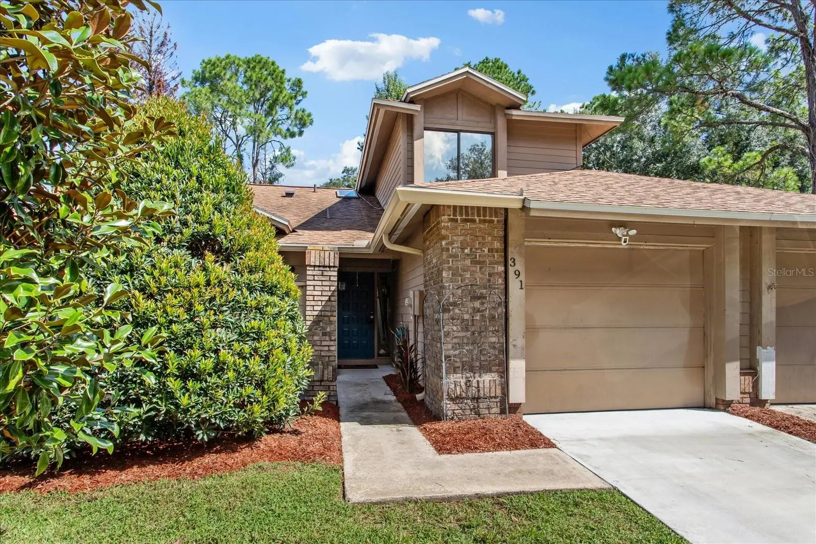 391 Winchester Place, FL
