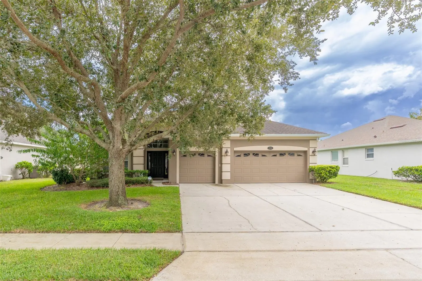 324 Burchington Drive, FL