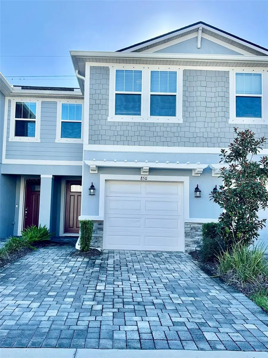 8511 Primrose Willow Place, FL