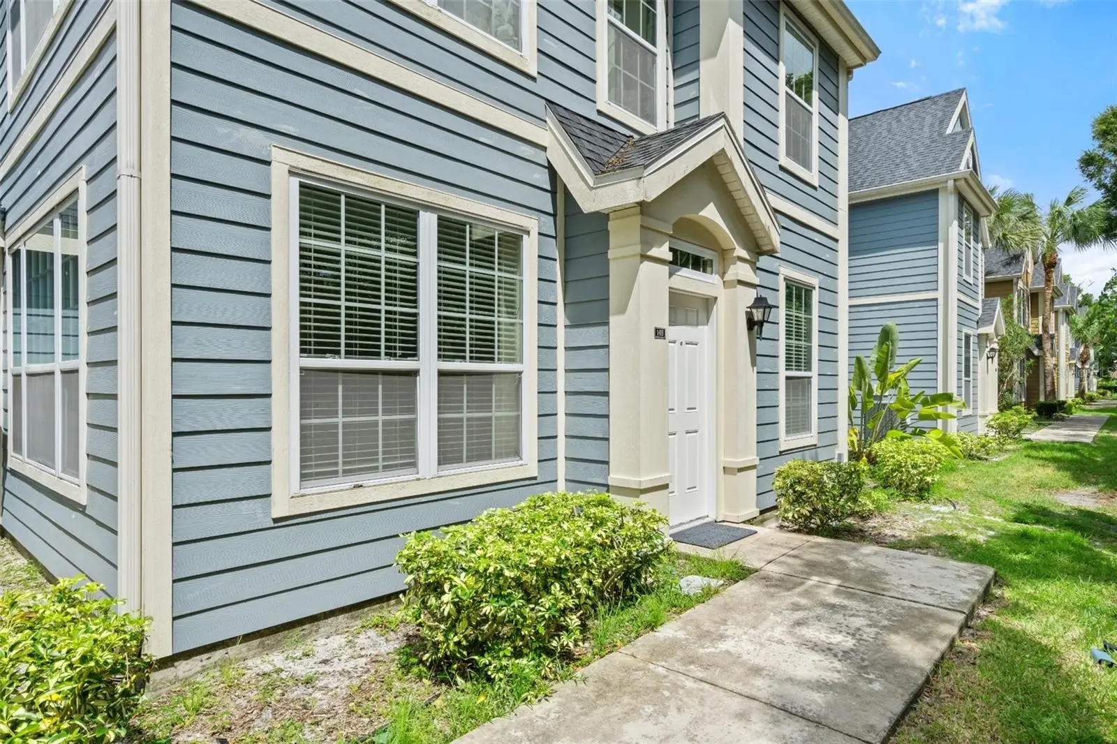5561 Rosehill Road, FL
