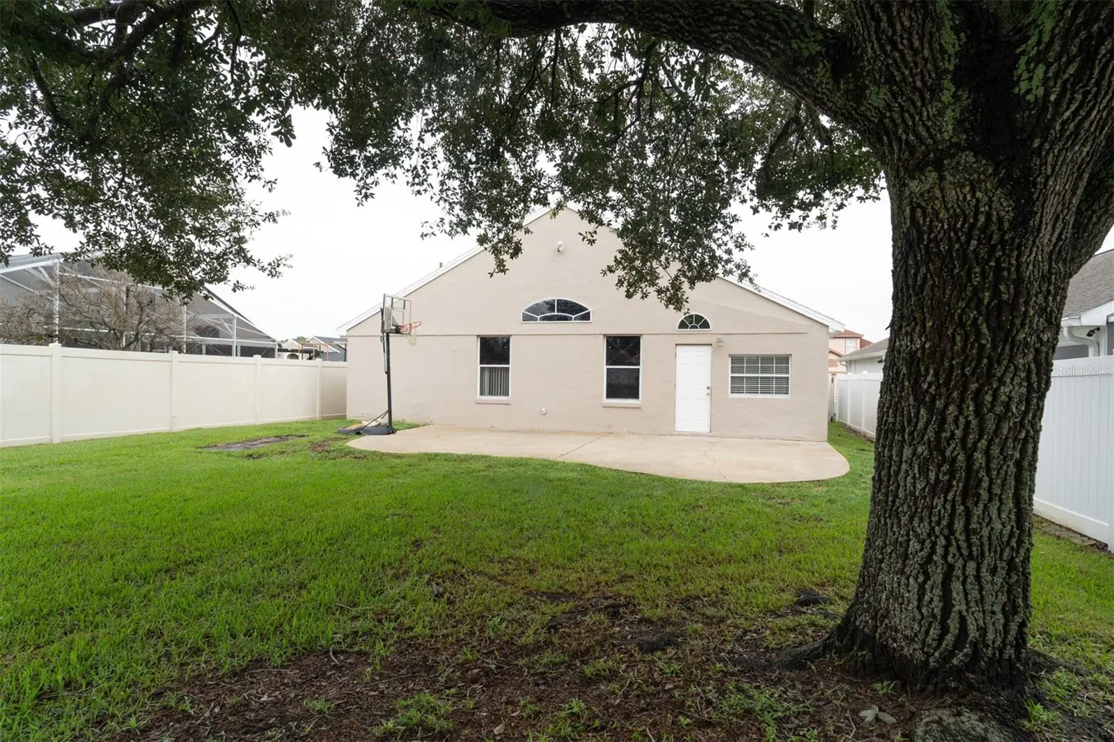 5151 Hook Hollow Cir, FL