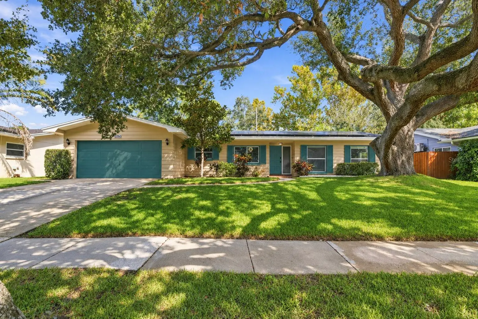 2260 Saint Charles Drive, FL