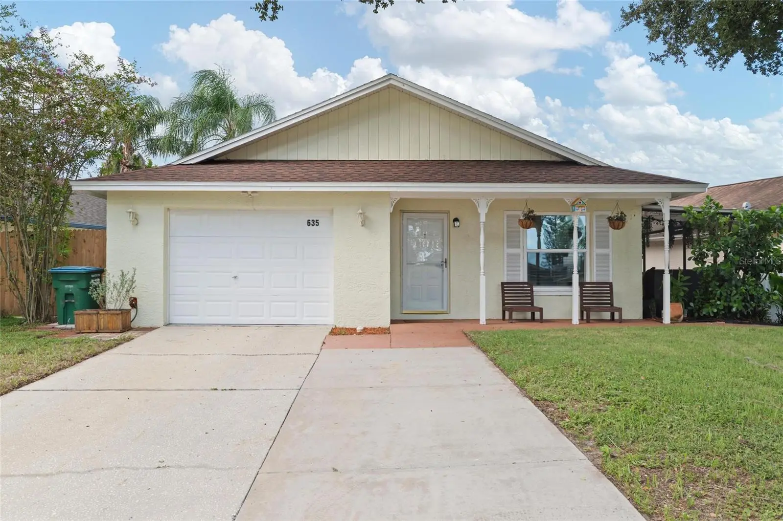 635 Bellingham Place, FL