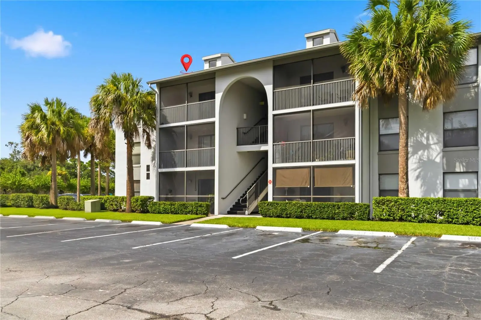 1131 Pine Ridge Circle, FL
