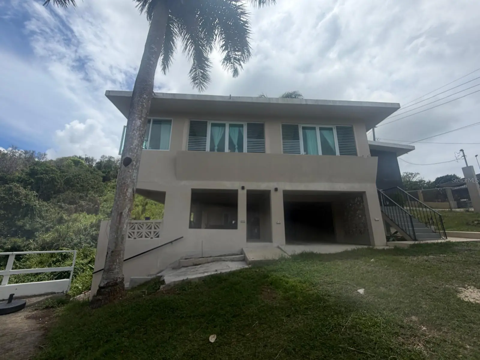 853 K.M. Barrazas, PR