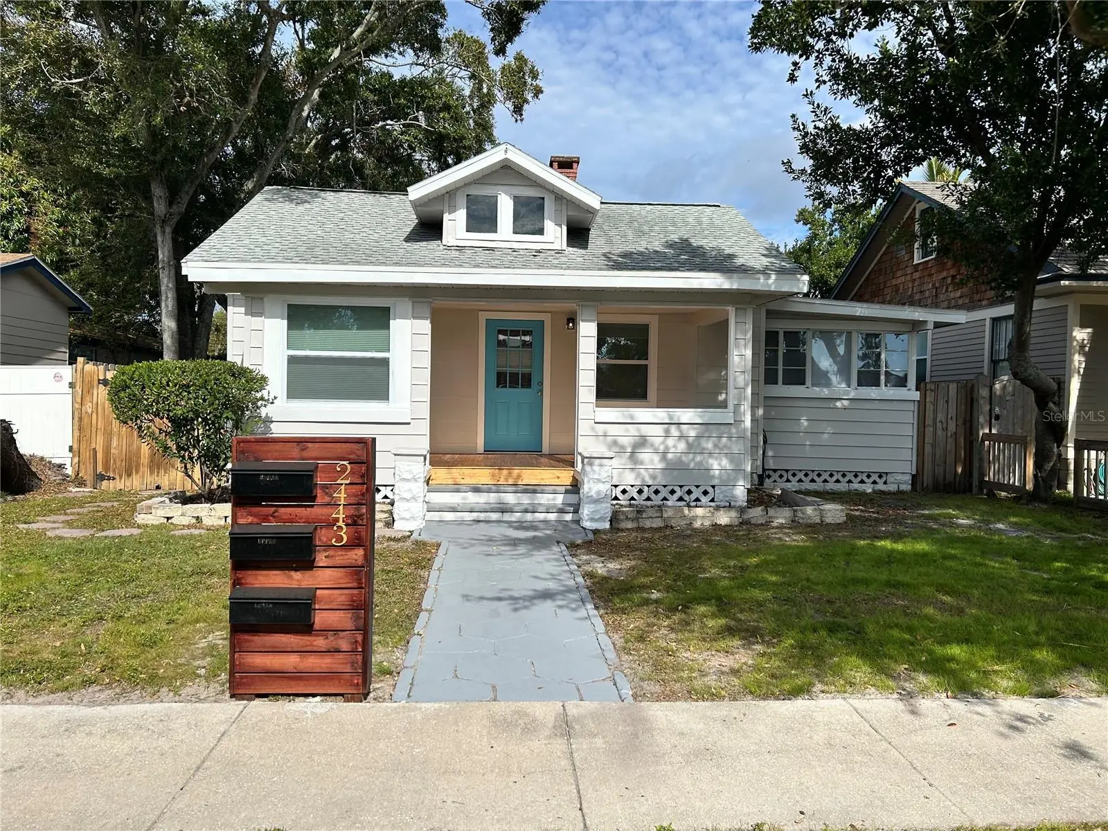 2443 4th Avenue, FL