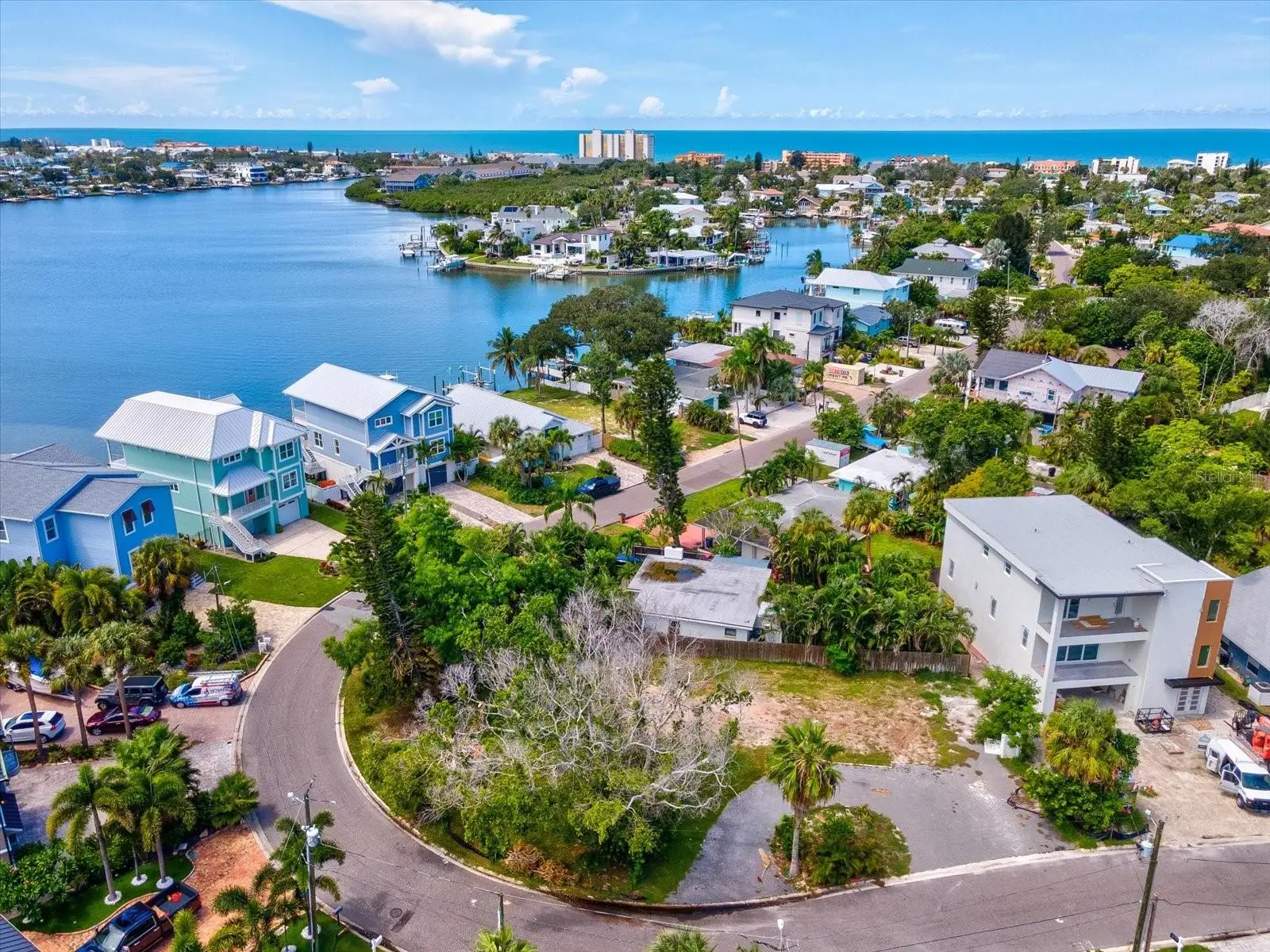 360 12th Avenue, FL