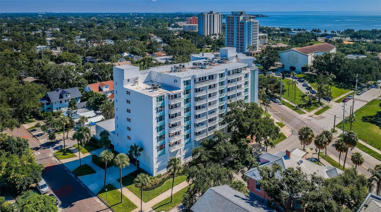 700 Beach Drive, FL