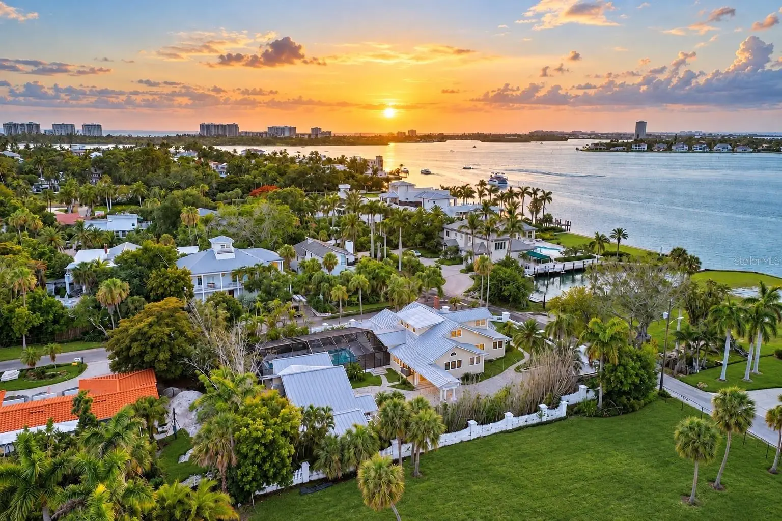 604 Norsota Way, FL