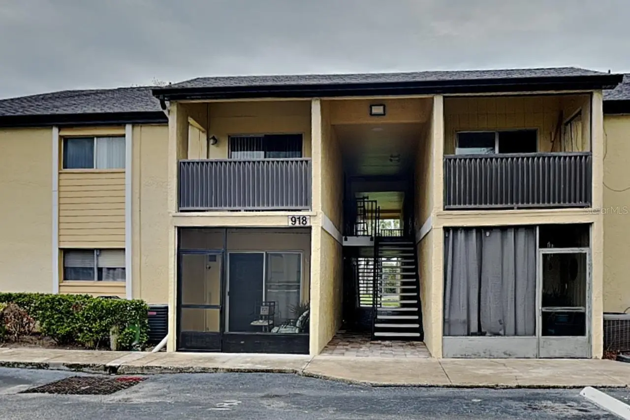918 Lake Destiny Road, FL