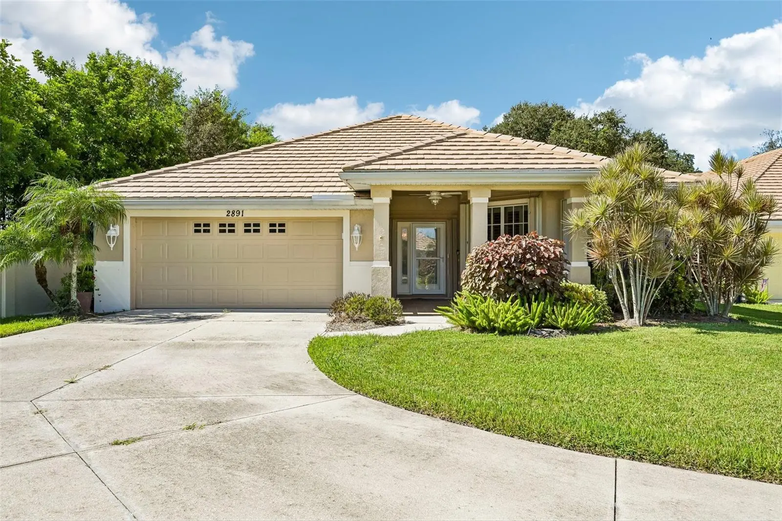 2891 Whispering Pine Lane, FL