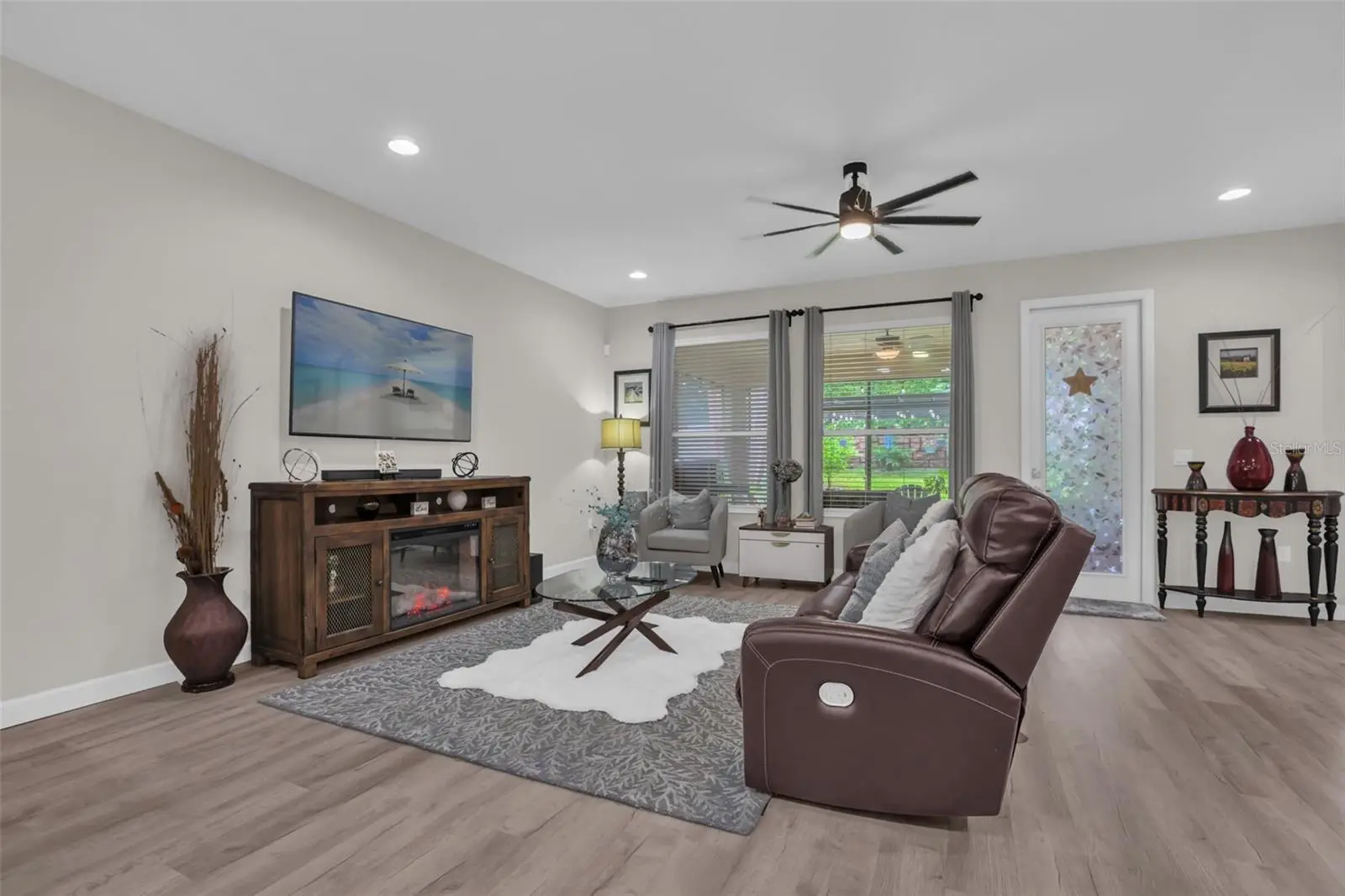 1456 Sourwood Drive, FL