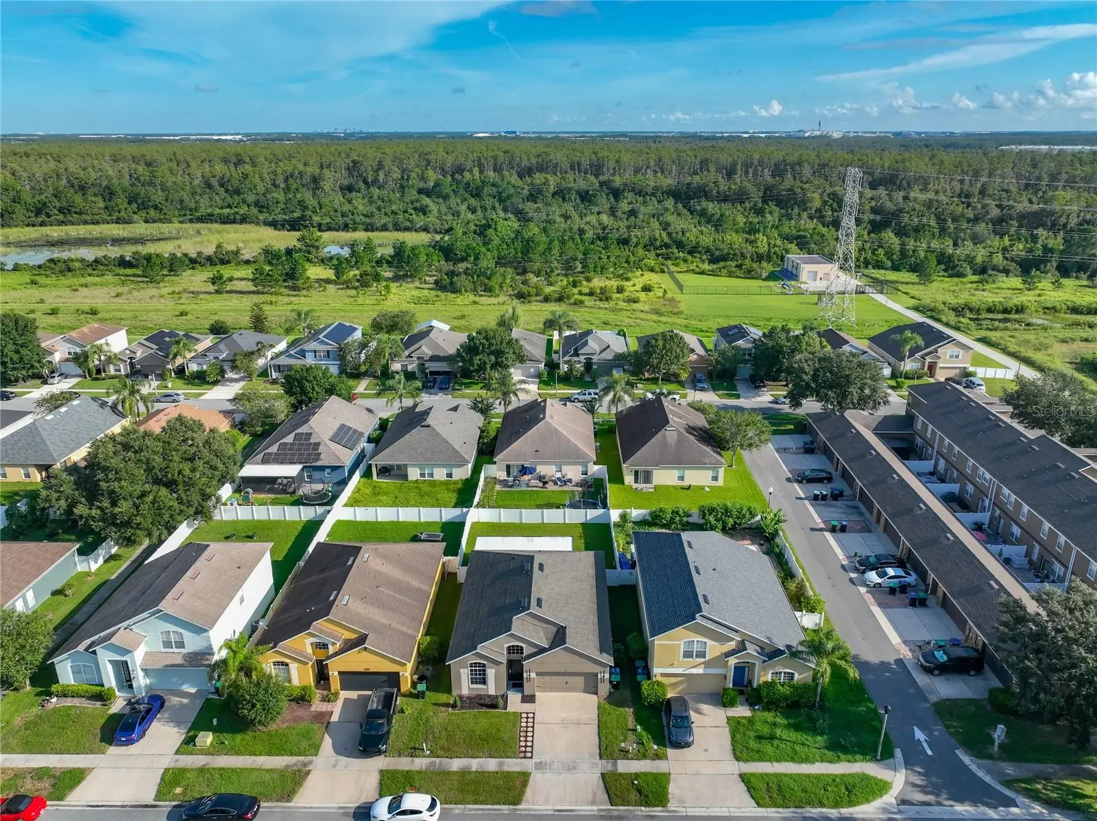 2271 Crystal Falls Way, FL