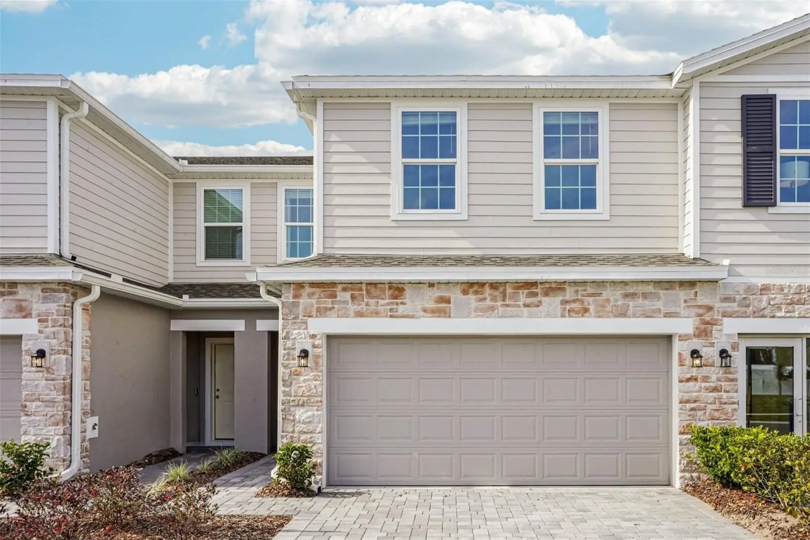 283 Thompson Village Avenue, FL