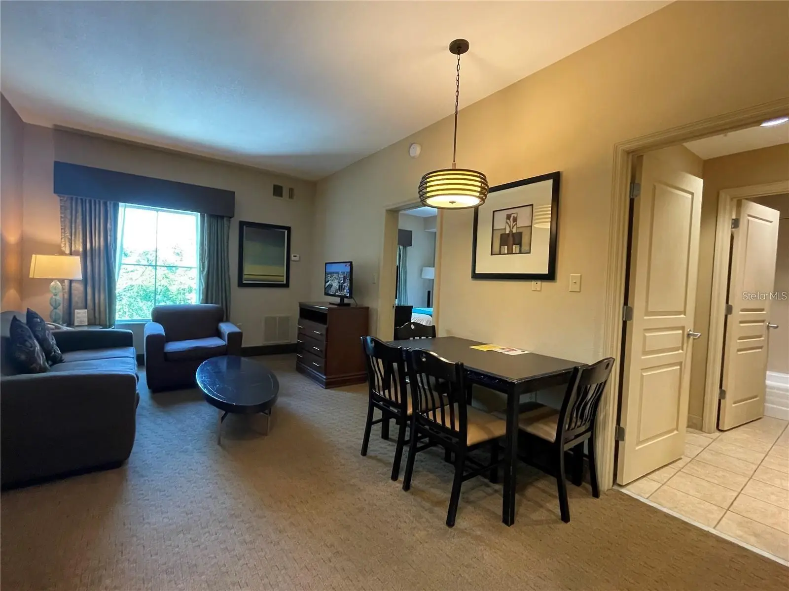 8303 Palm Parkway, FL