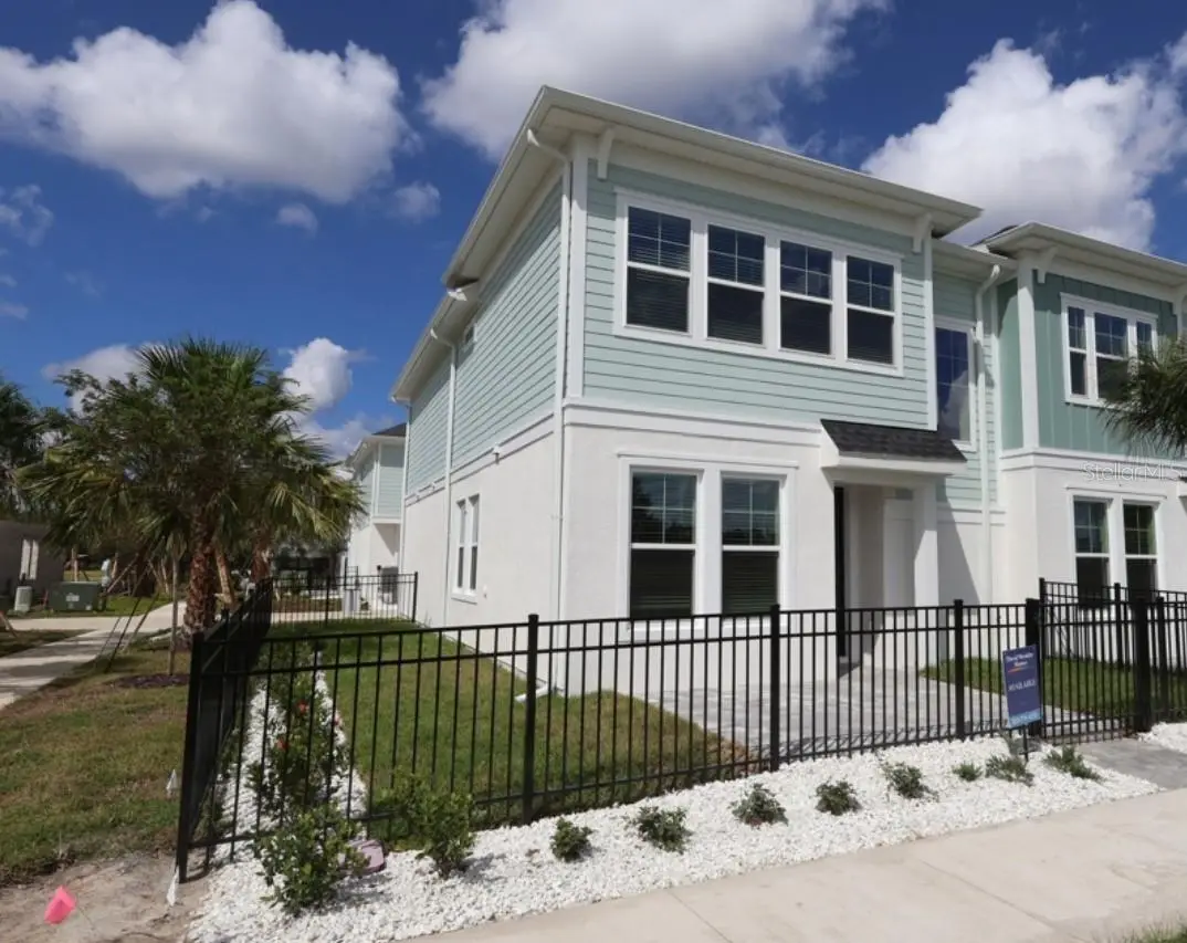 3528 Caspian Chervil Street, FL