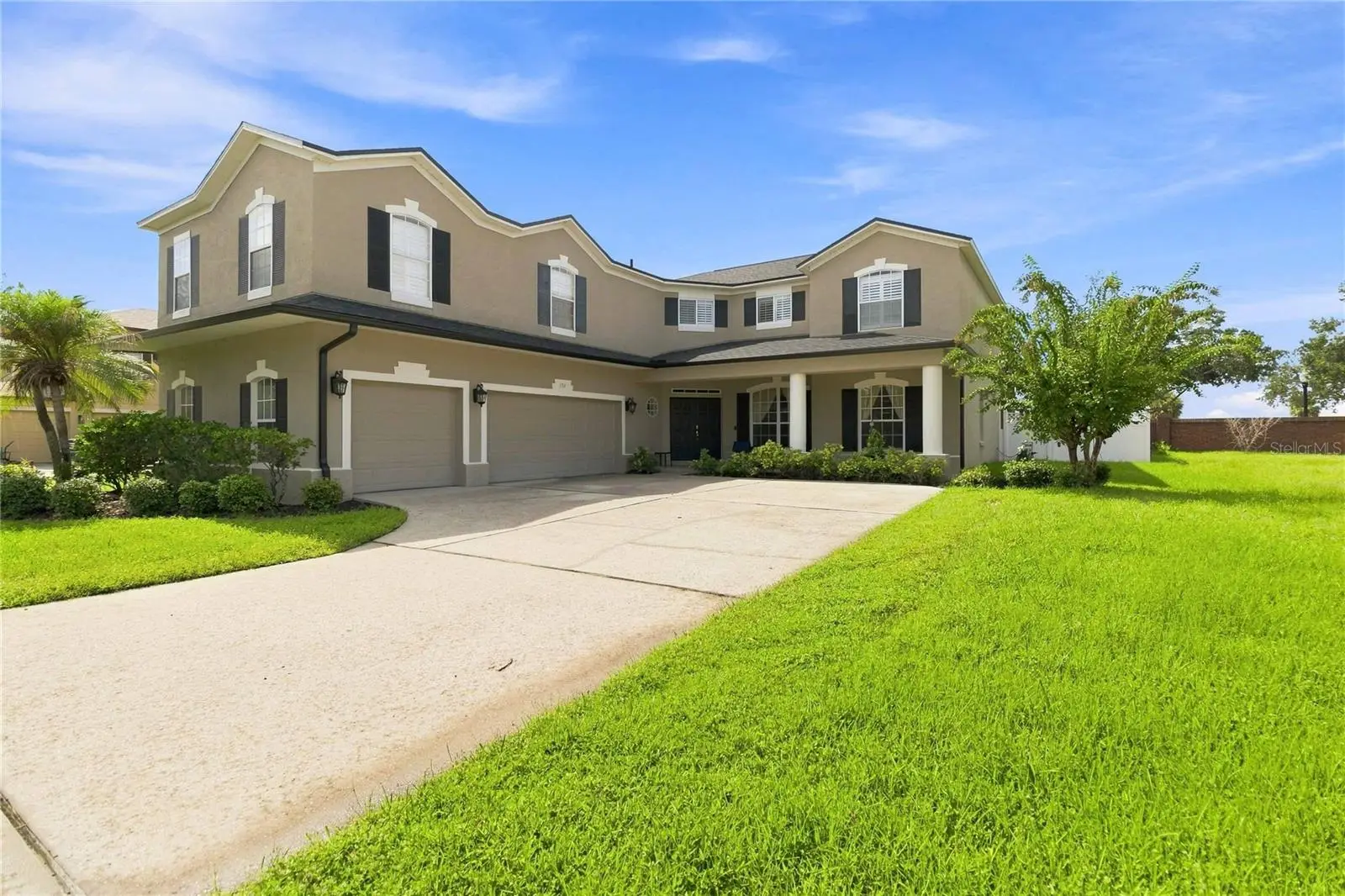 156 Burrell Circle, FL