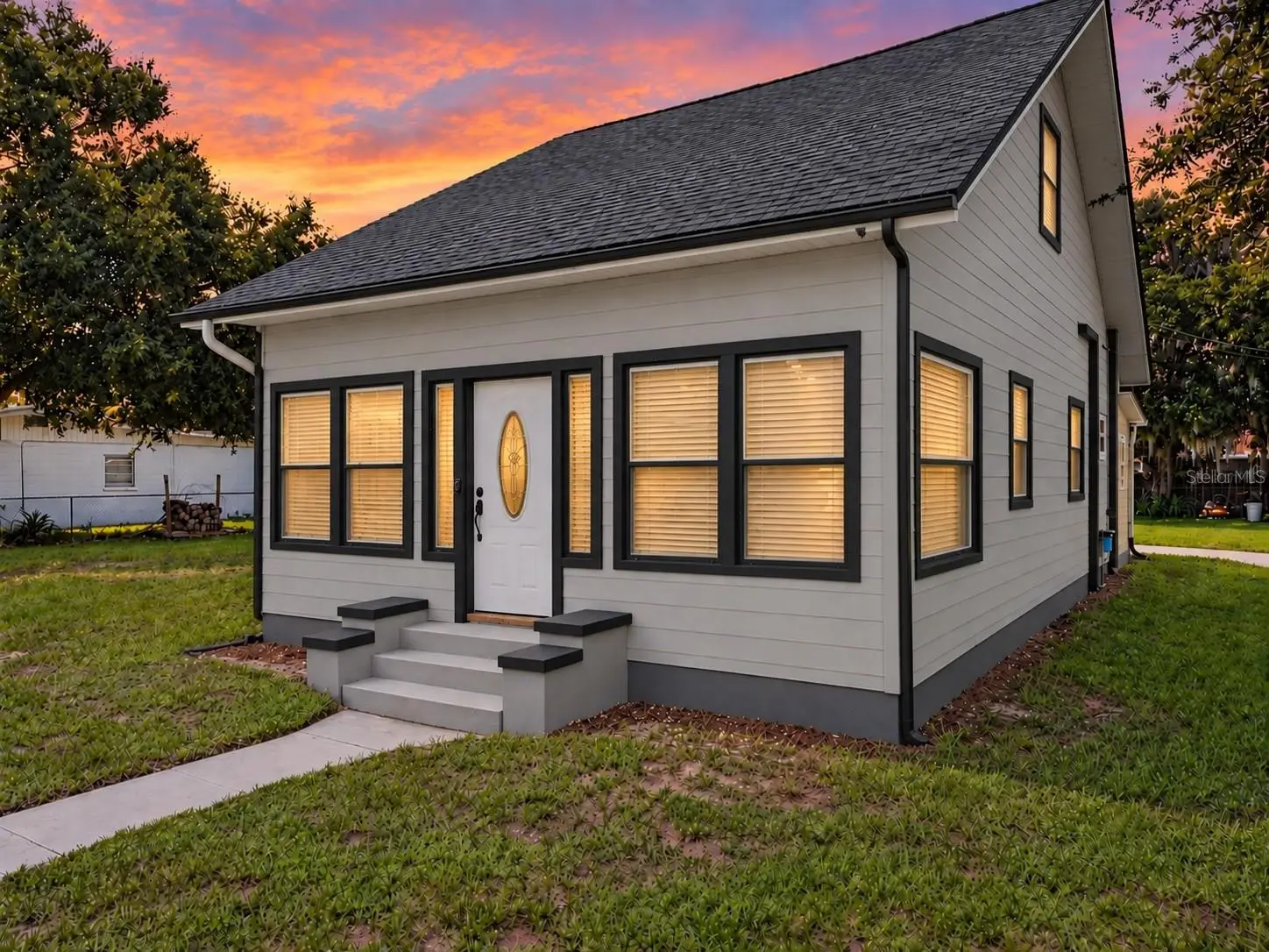 1000 Delaware Avenue, FL