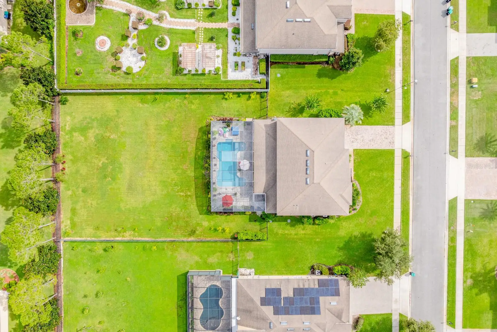 3135 Amalfi Drive, FL