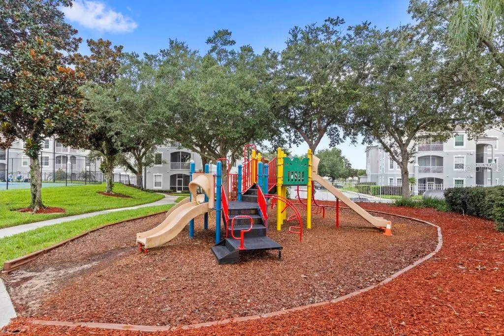 8010 King Palm Circle, FL