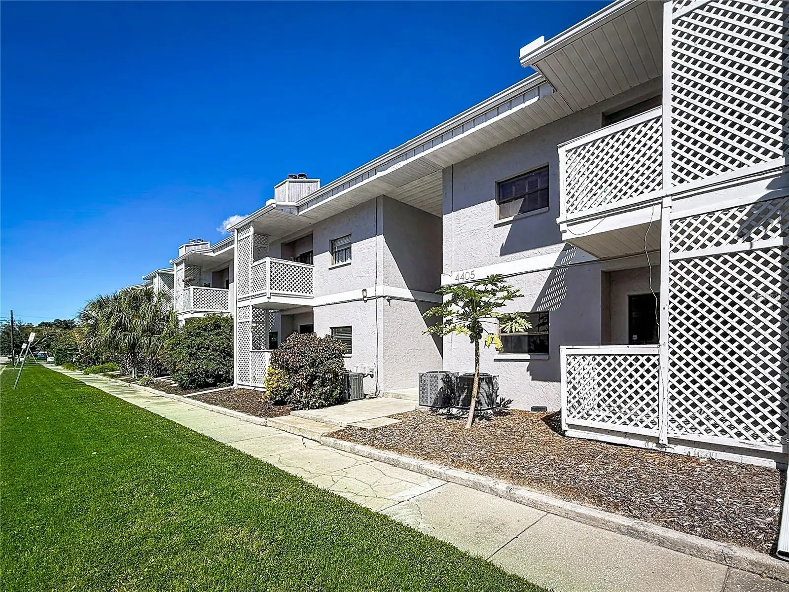4405 Fair Oaks Avenue, FL