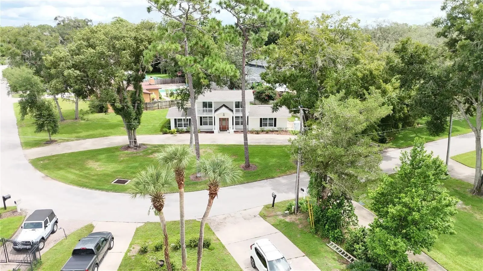 219 Nob Hill Circle, FL