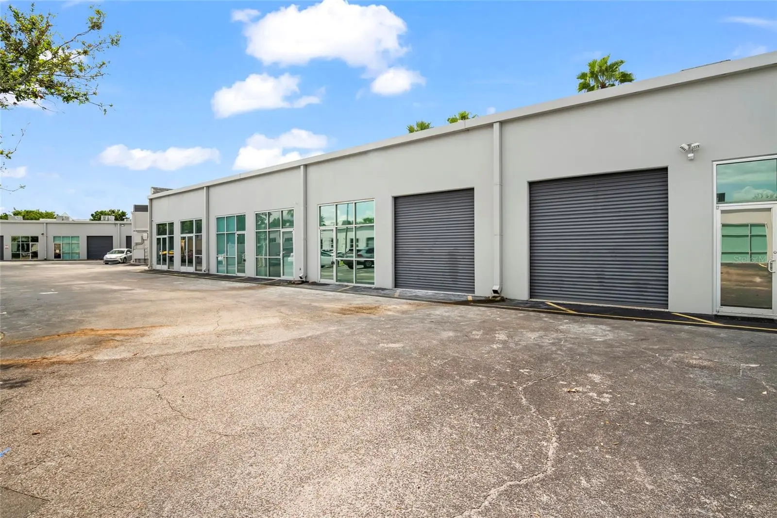 7901 Kingspointe Parkway, FL