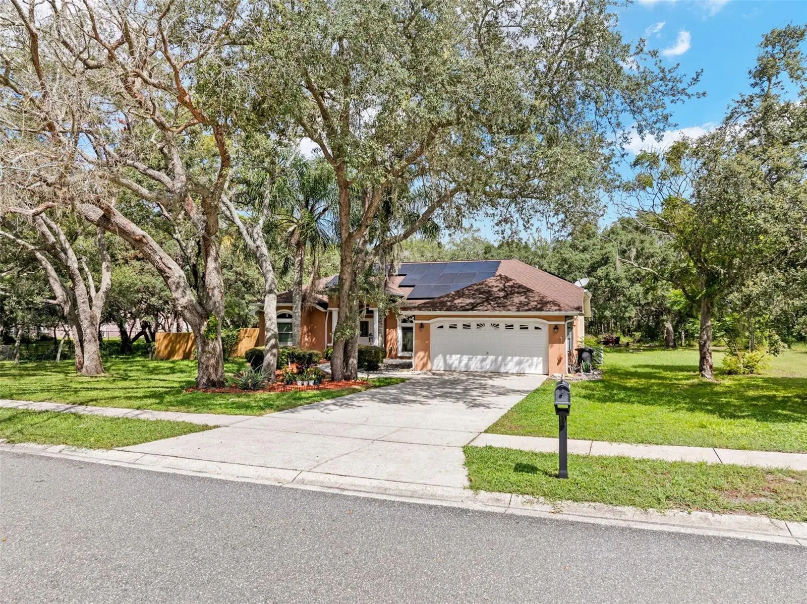 13925 Echo Mountain Drive, FL