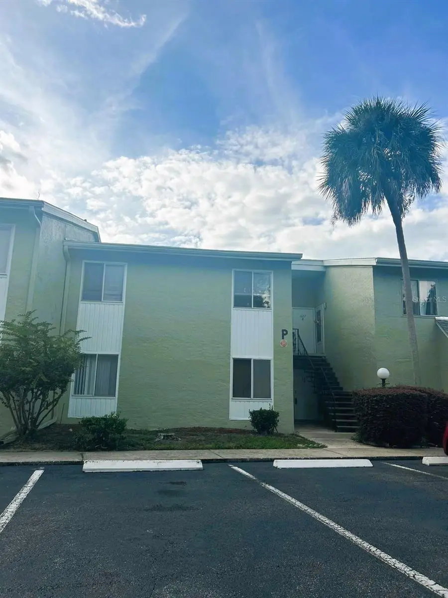 627 Silver Pass, FL