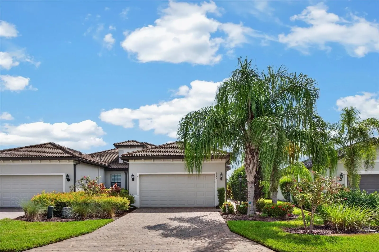 6927 Holbrook Cove, FL