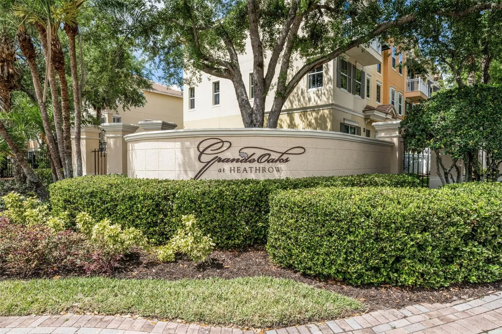 669 Hangnest Lane, FL
