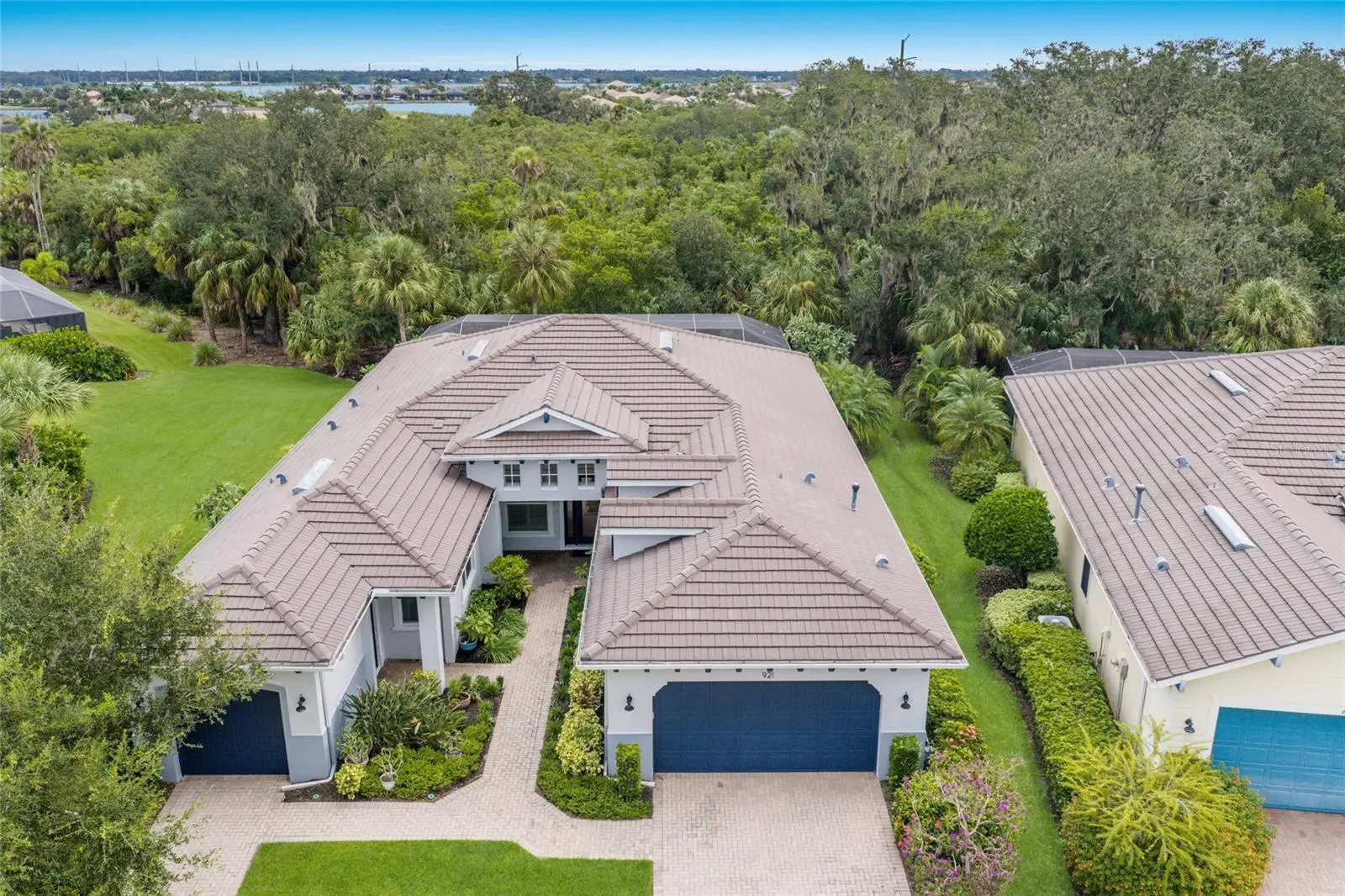 921 Riverscape Street, FL