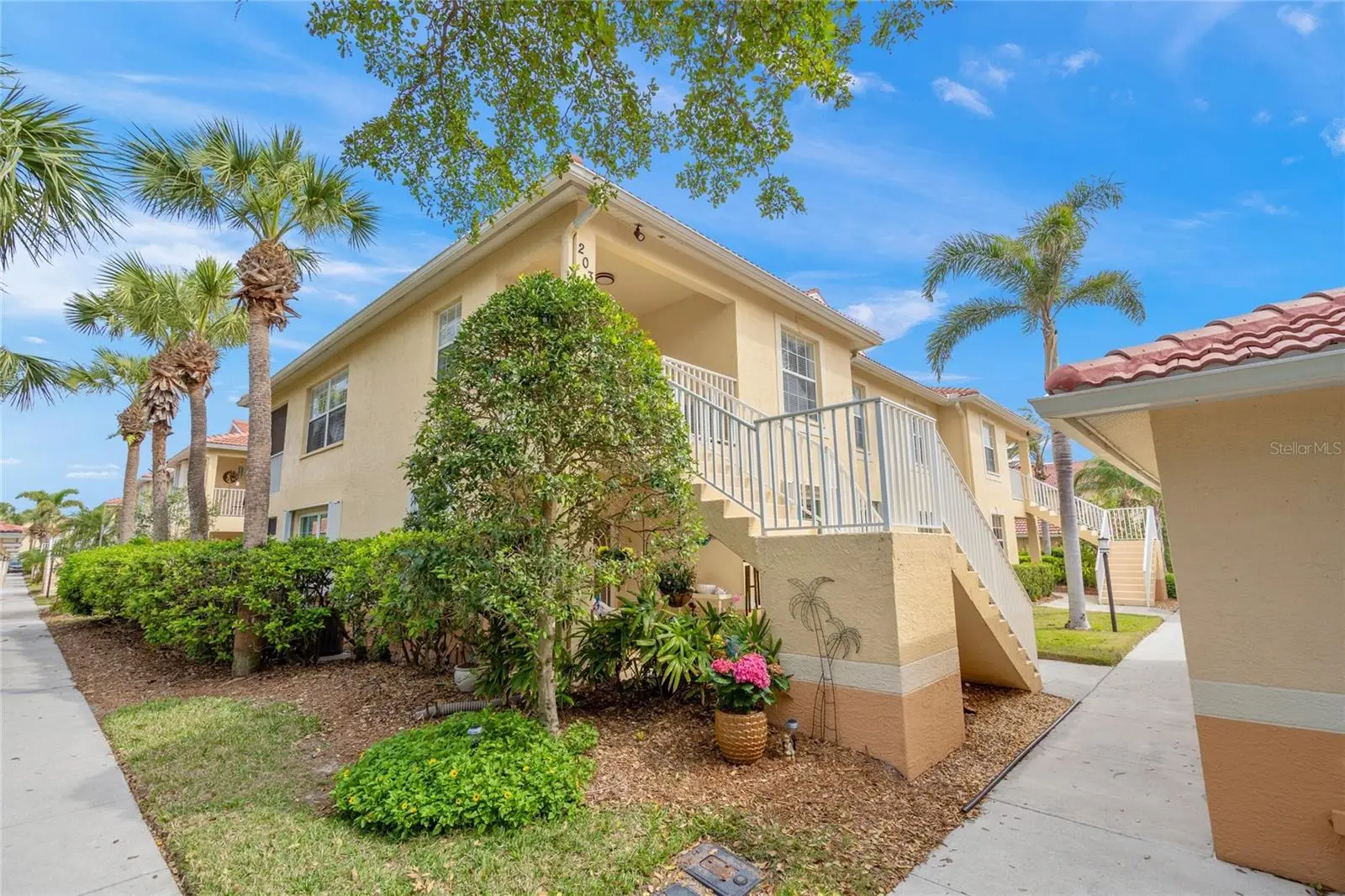 203 Casa Del Lago Way, FL