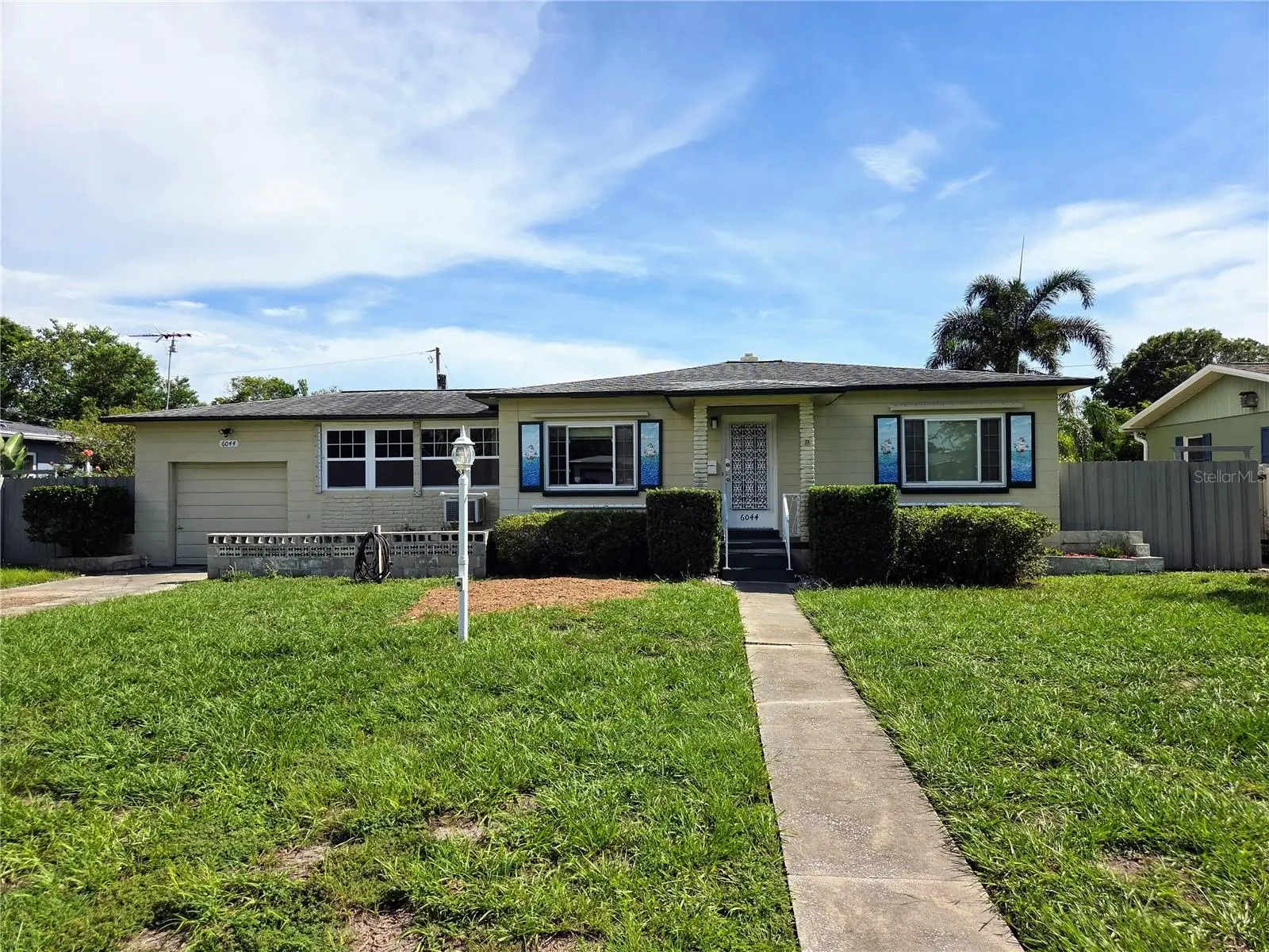 6044 Burlington Avenue, FL
