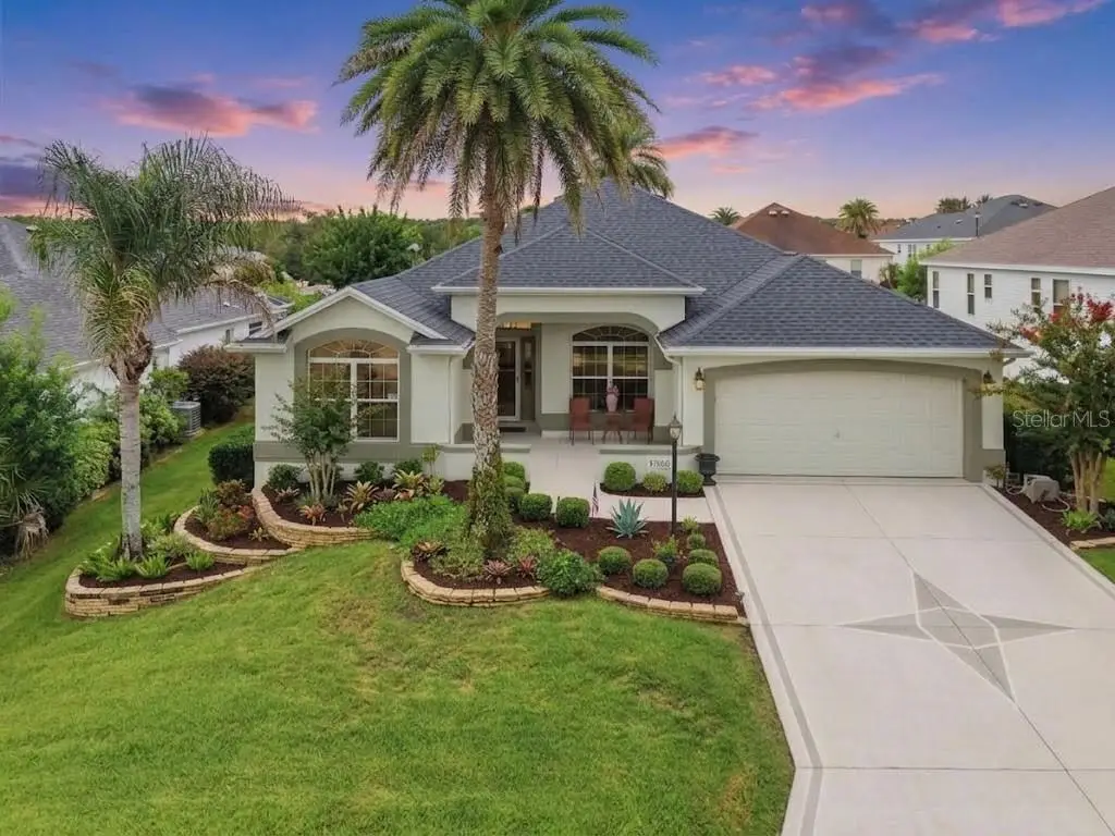 438 Troy Loop, FL