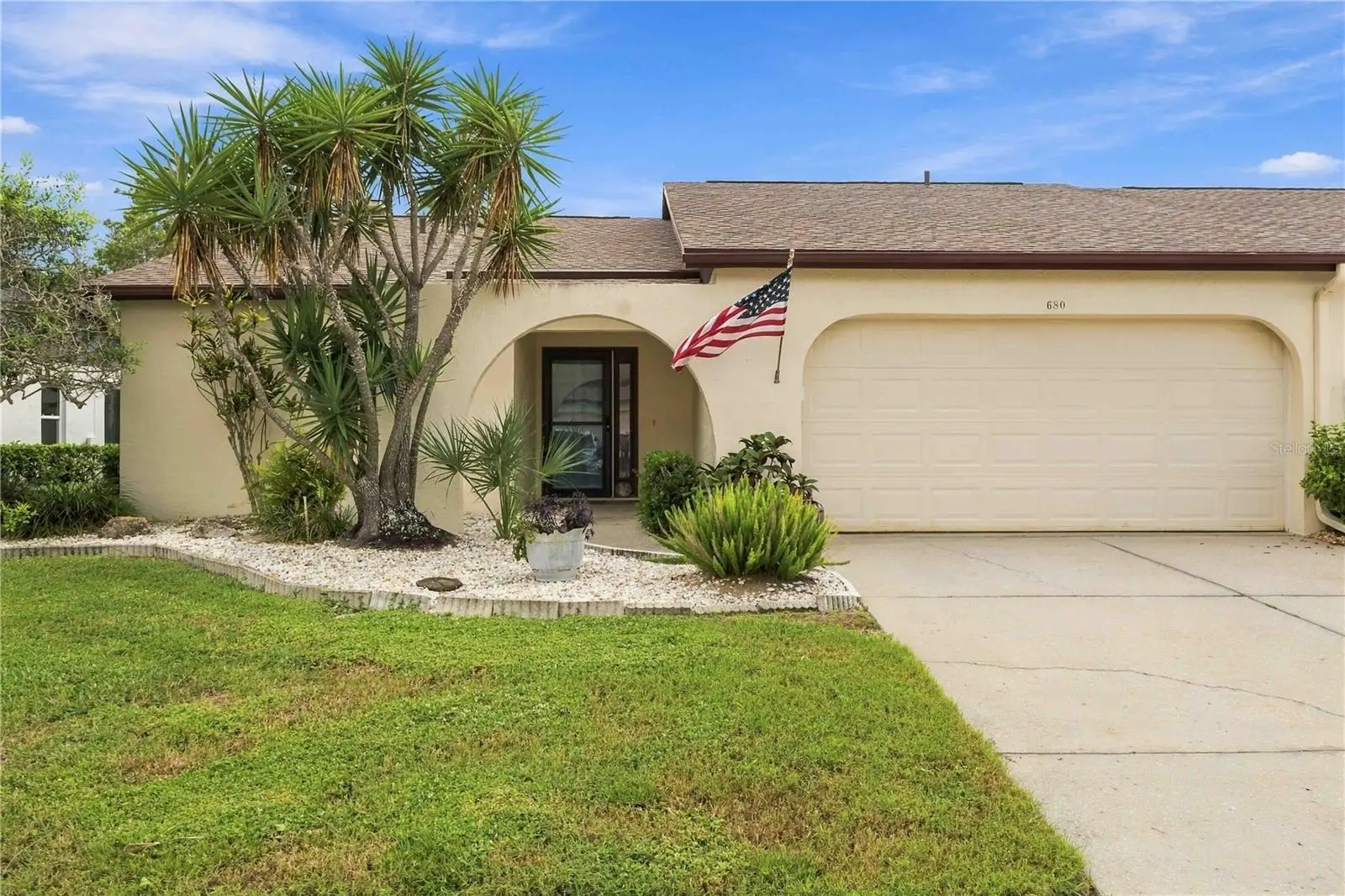680 Linden Drive, FL