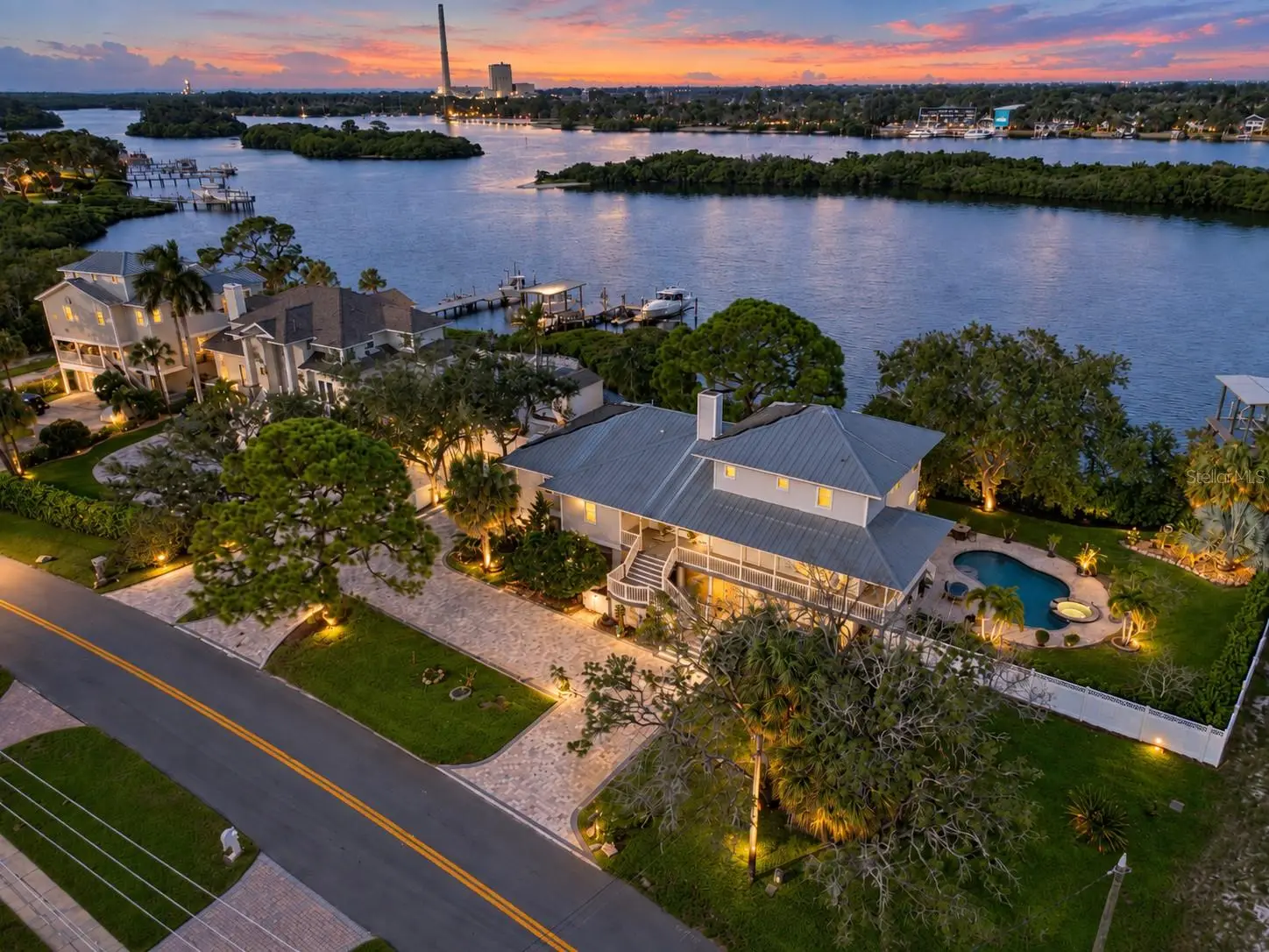 1538 Riverside Drive, FL