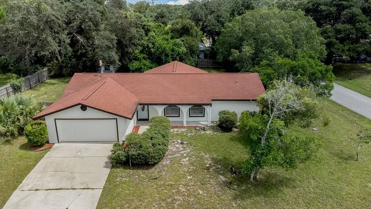 2 Blaine Tree Place, FL