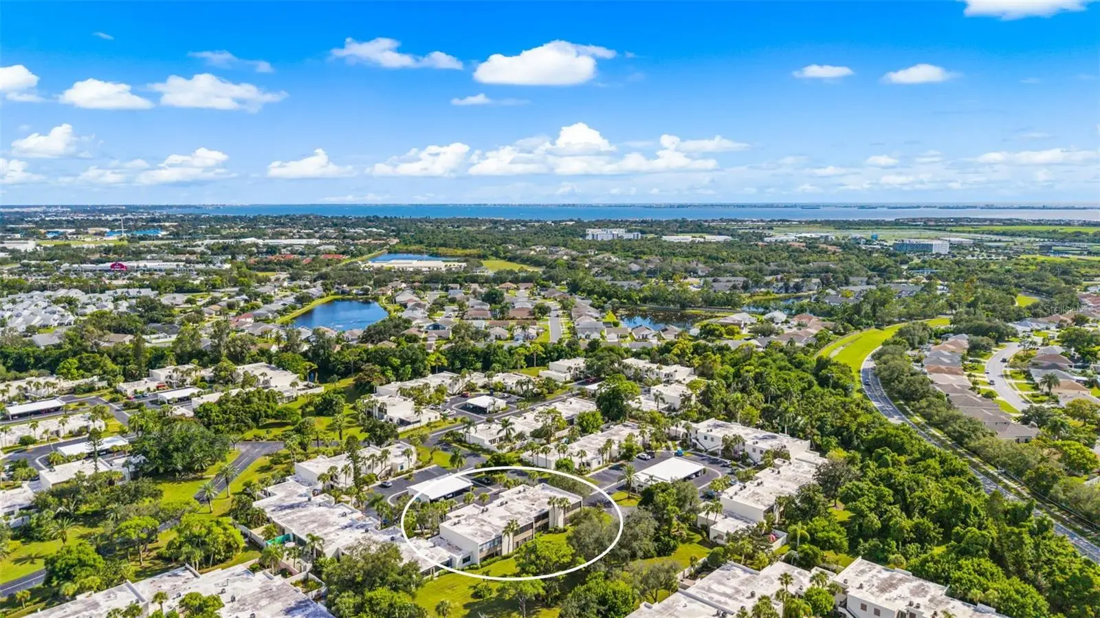 519 Lakeside Drive, FL