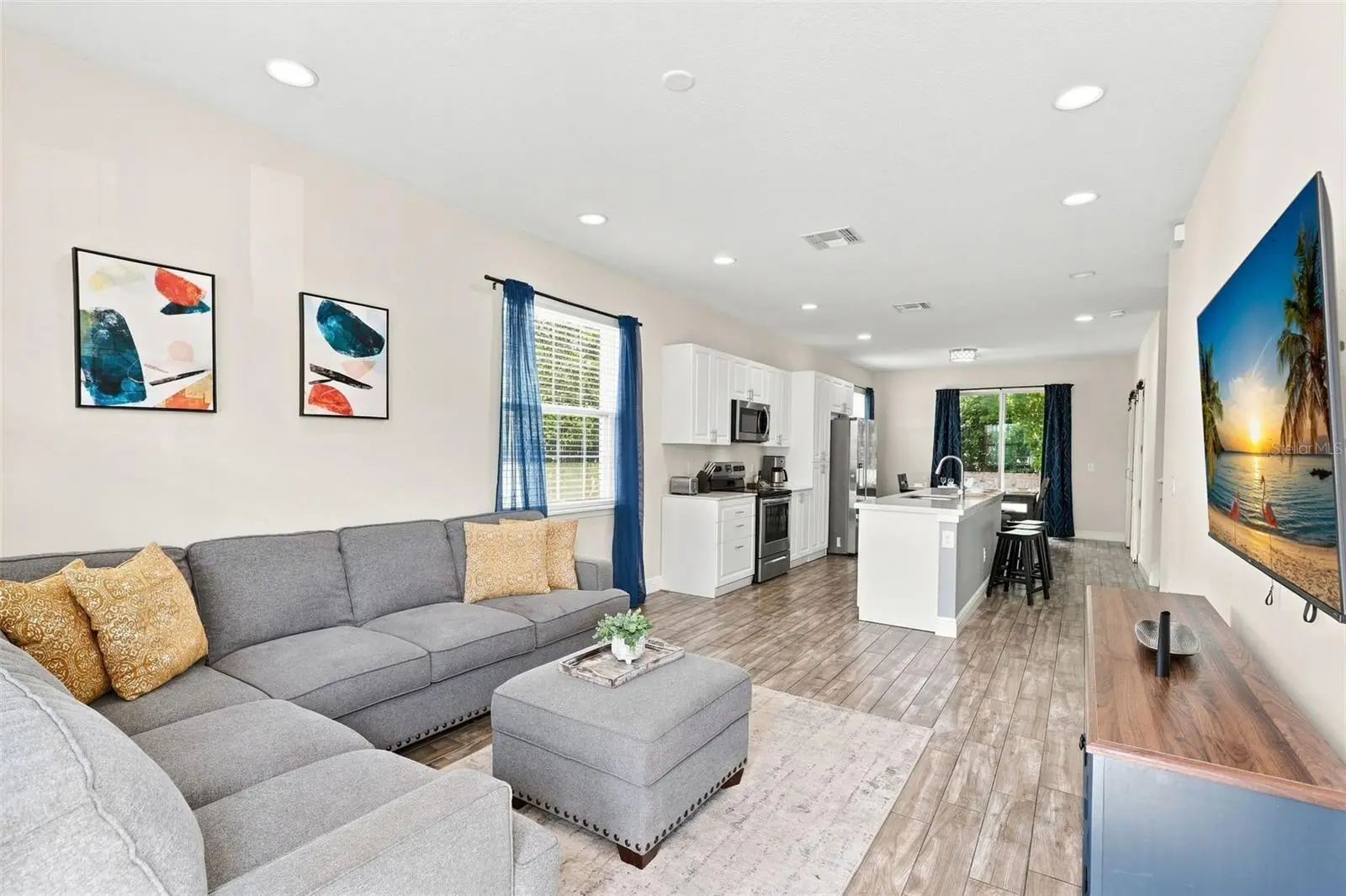4461 Summer Flowers Place, FL