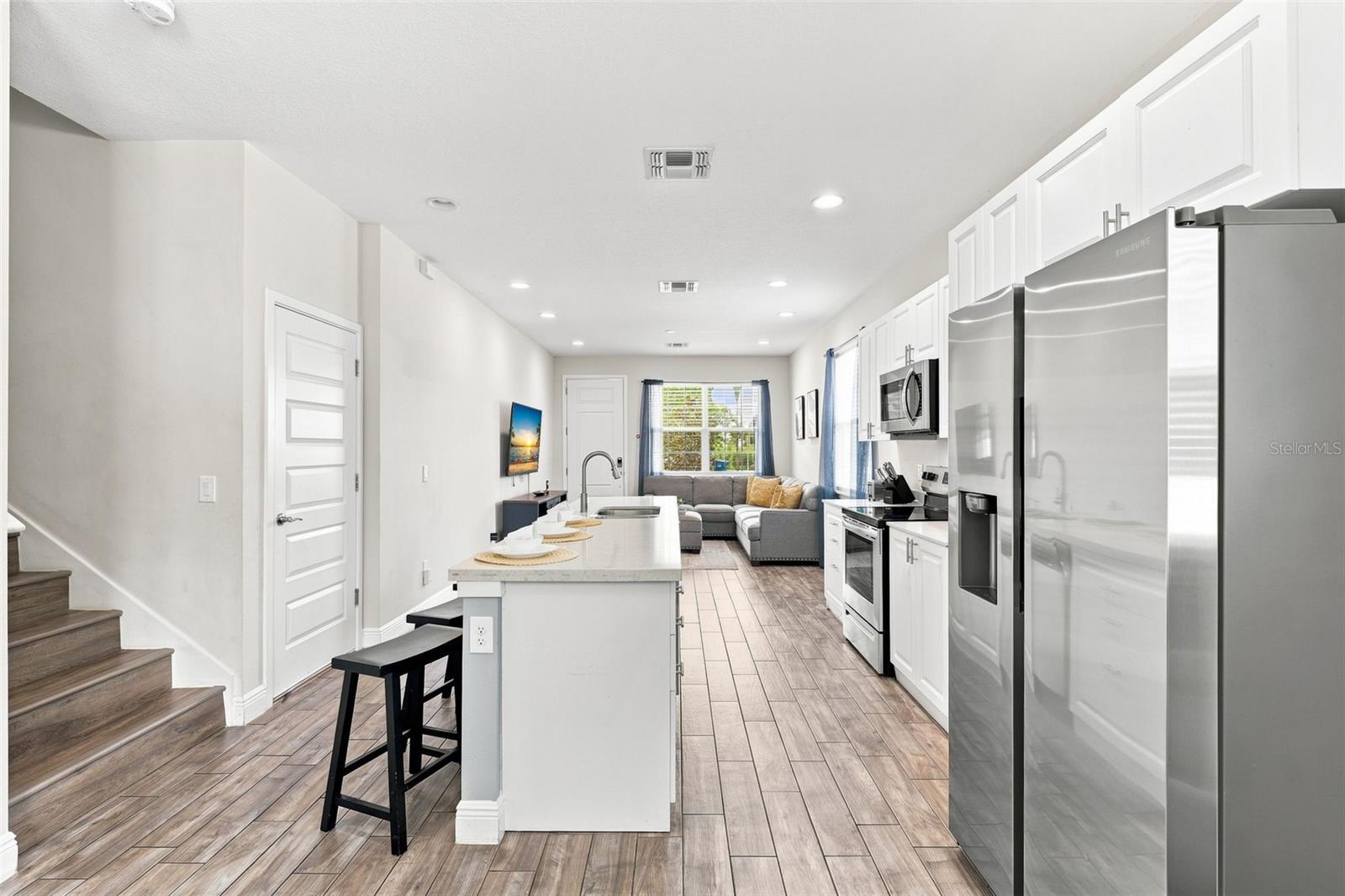 4461 Summer Flowers Place, FL