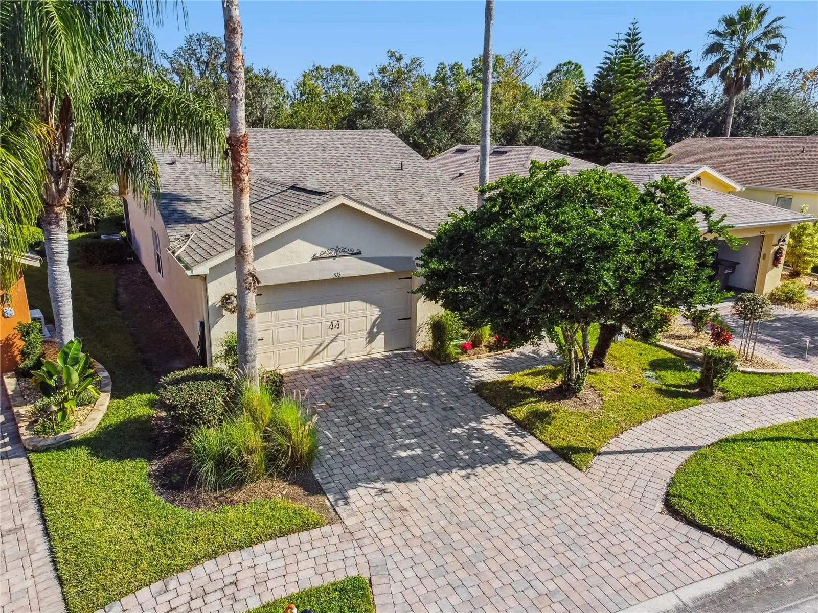 513 Vineyard Way, FL