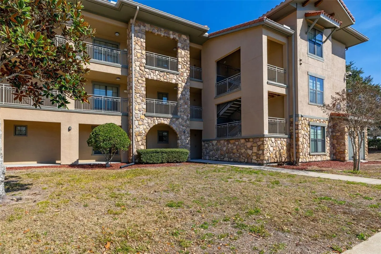 901 Charo Parkway, FL