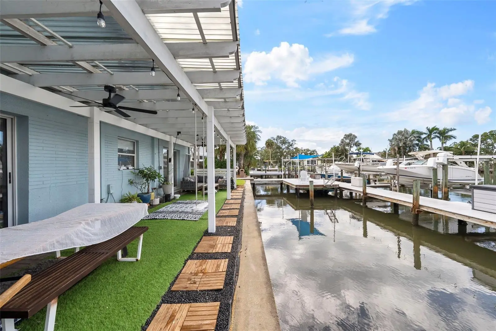 300 Venetian Drive, FL