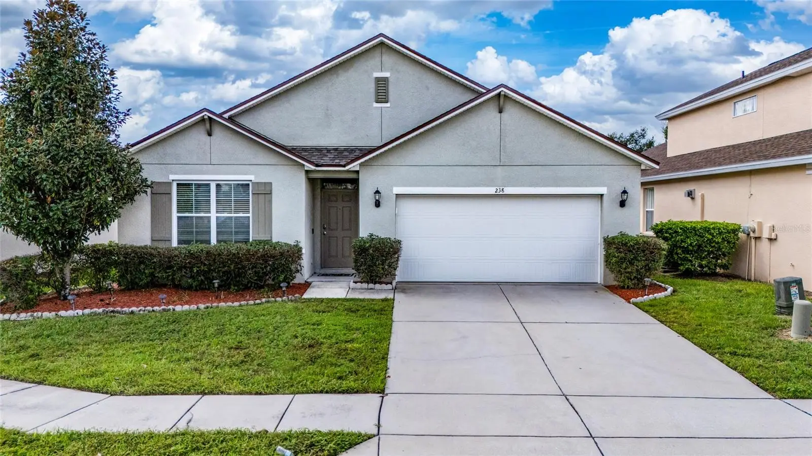 238 Minniehaha Circle, FL