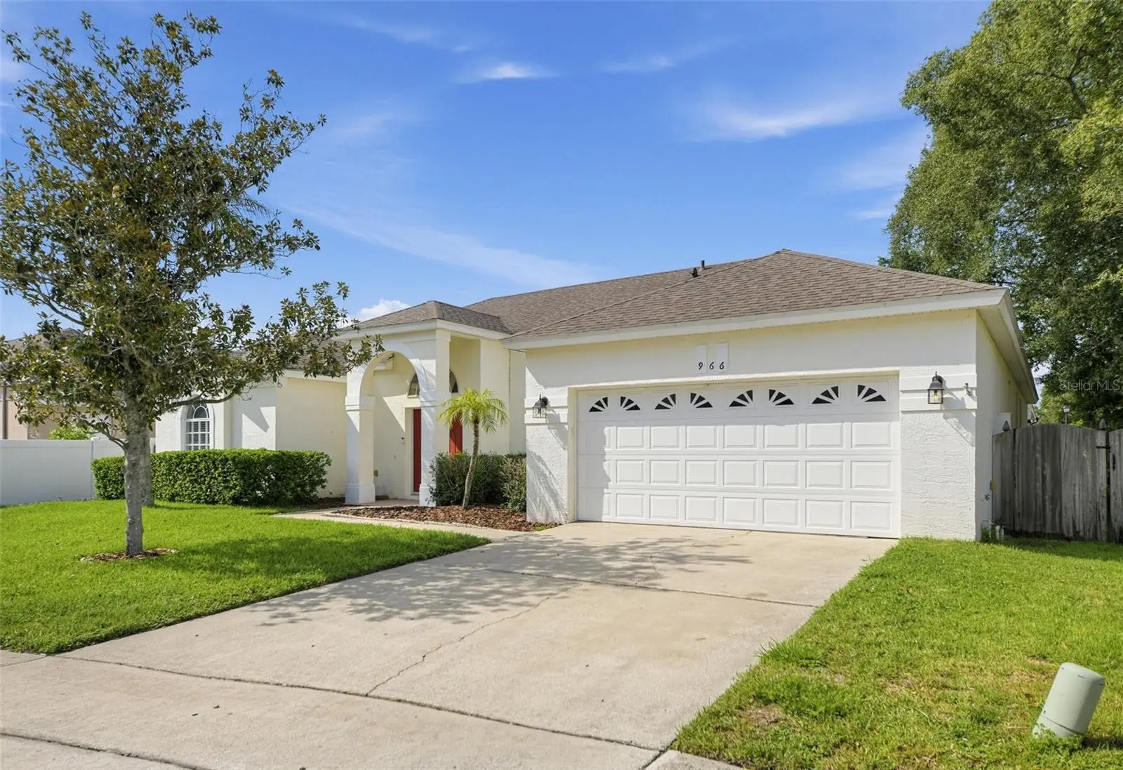 966 Longwood Club Place, FL