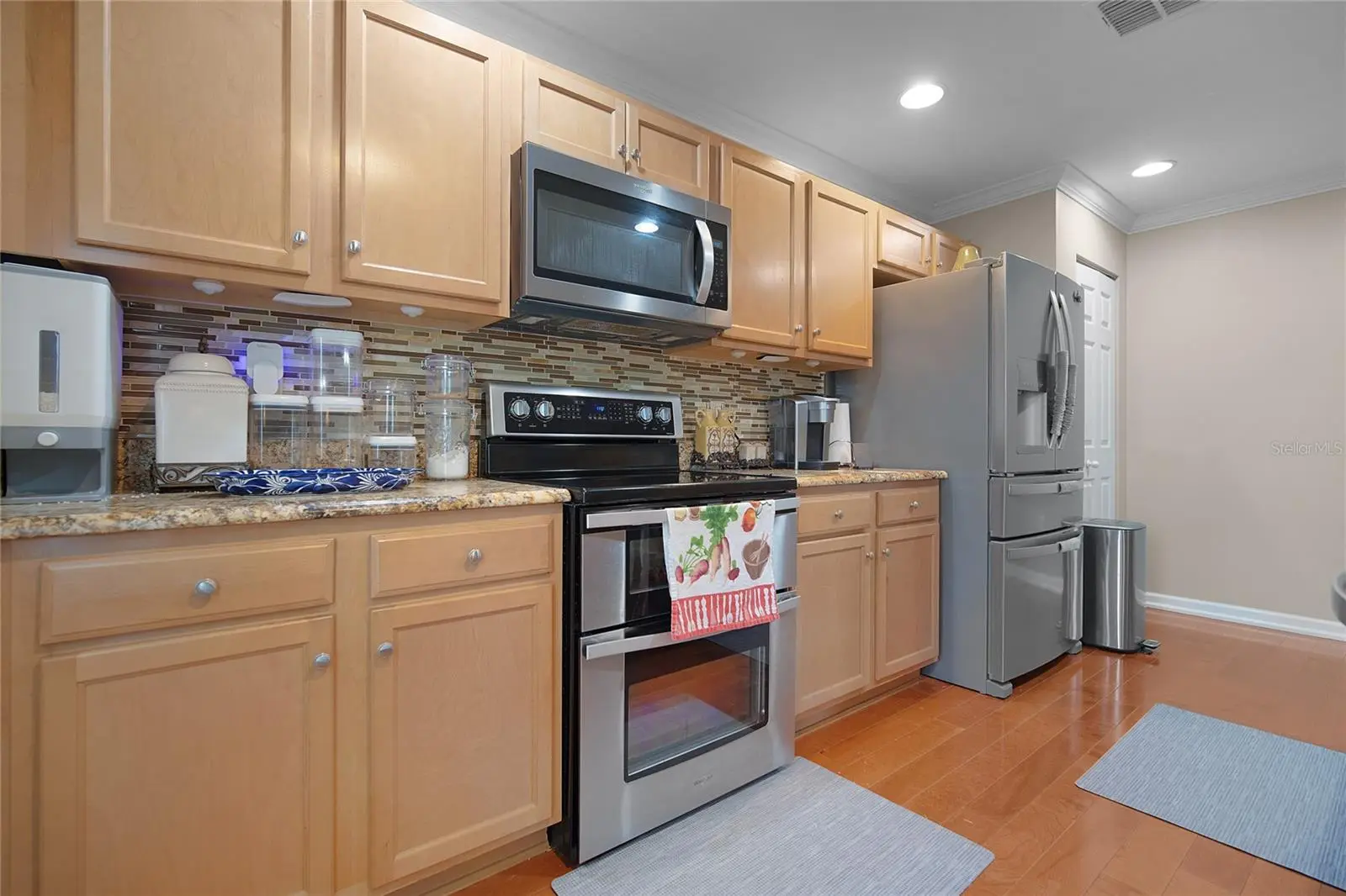 2388 Yellow Grass Court, FL
