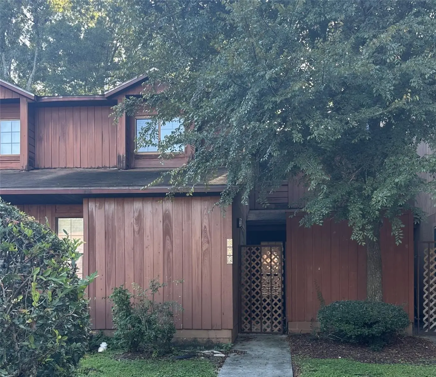 823 58th Terrace, FL
